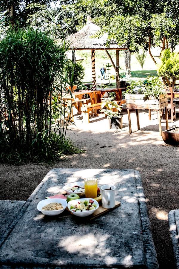 Хостел Lebo'S Soweto Backpackers Экстерьер фото